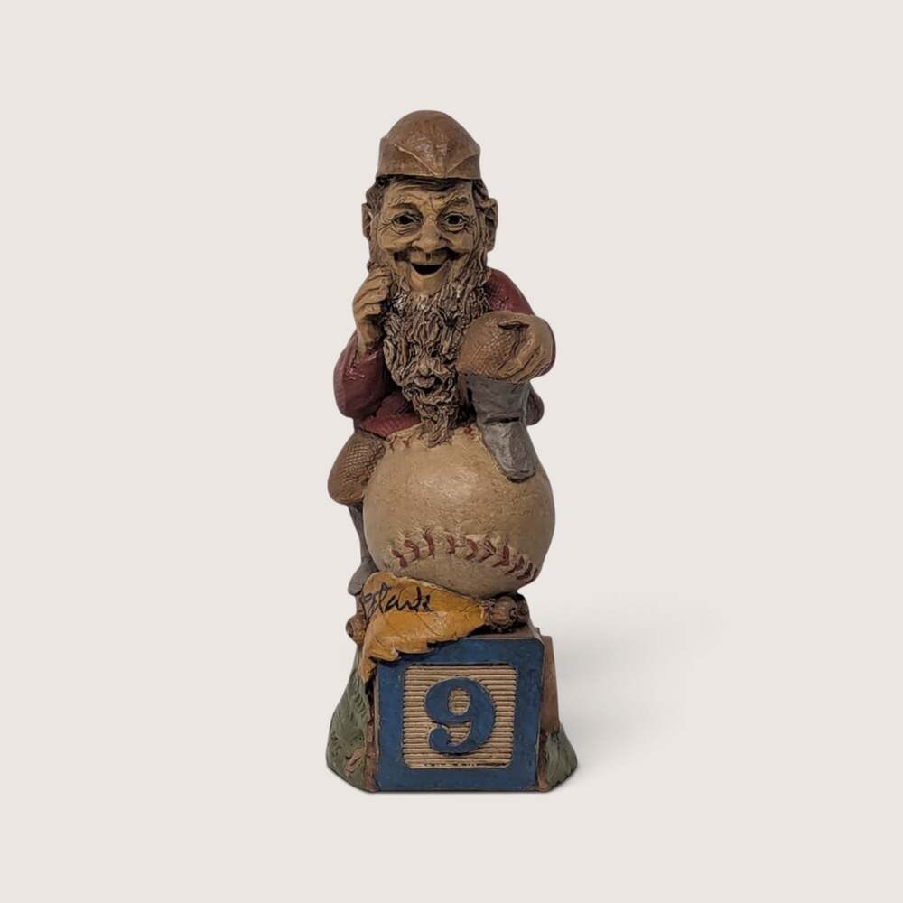 1995 Tom Clark Cairn Studio 9 Block Gnome Figurine Signed Baseball Decor